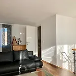 Profair Near Exhibition Center Apartamento