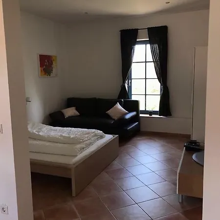 Profair Near Exhibition Center Apartman *