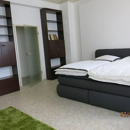 Profair Near Exhibition Center Apartman